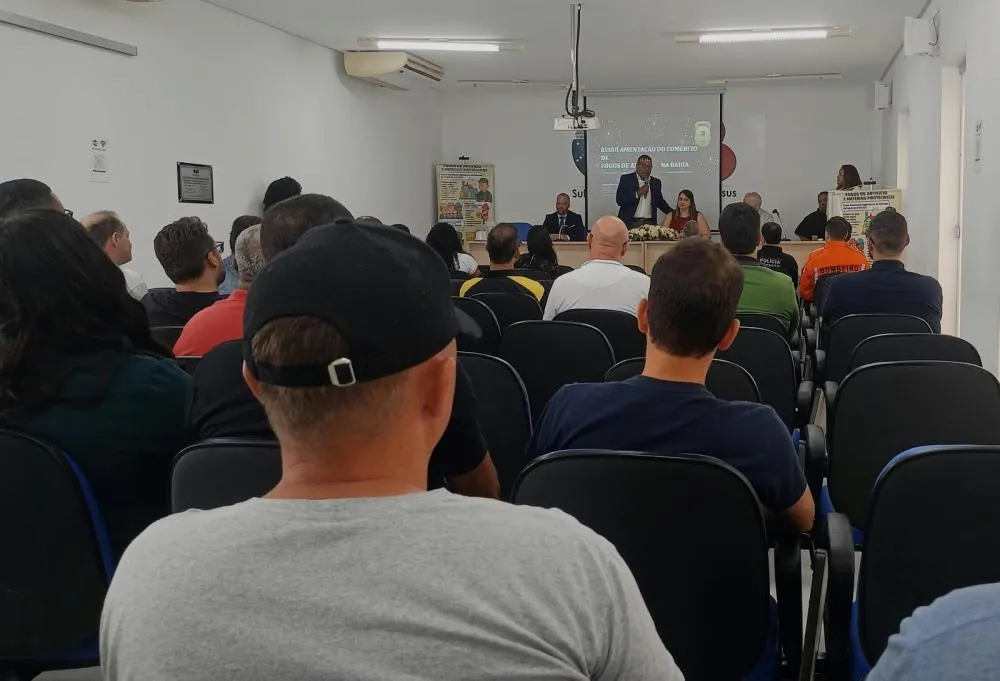 PC realiza workshop sobre segurança de fogos em Santo Antônio de Jesus