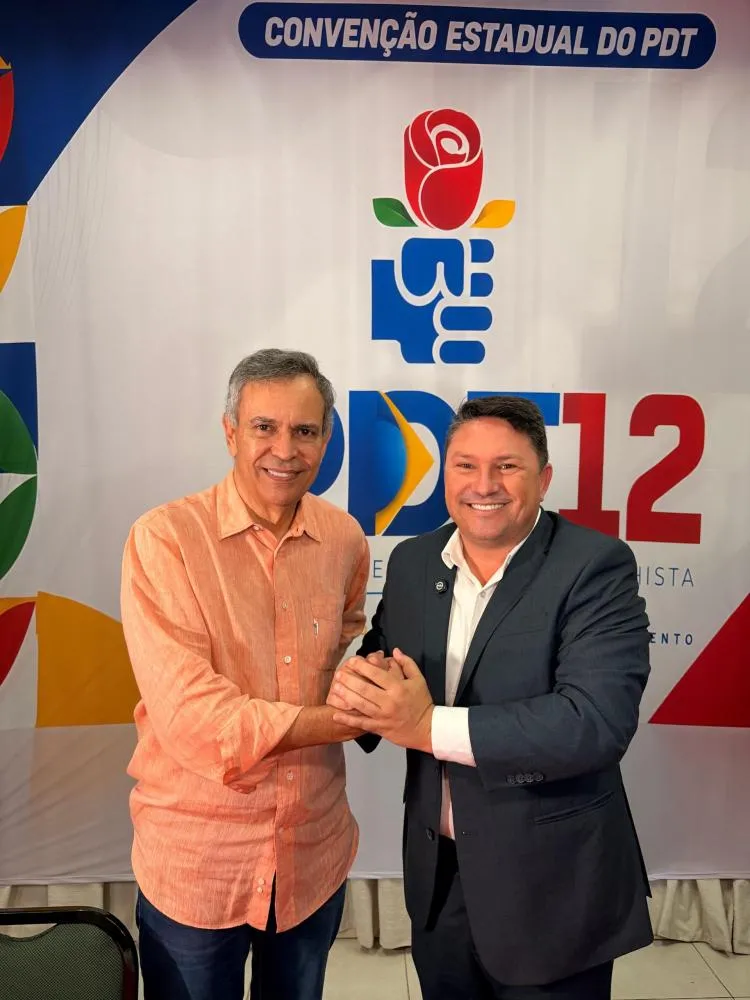 PDT oficializa Cézar de Adério como candidato à ALBA em convenção estadual